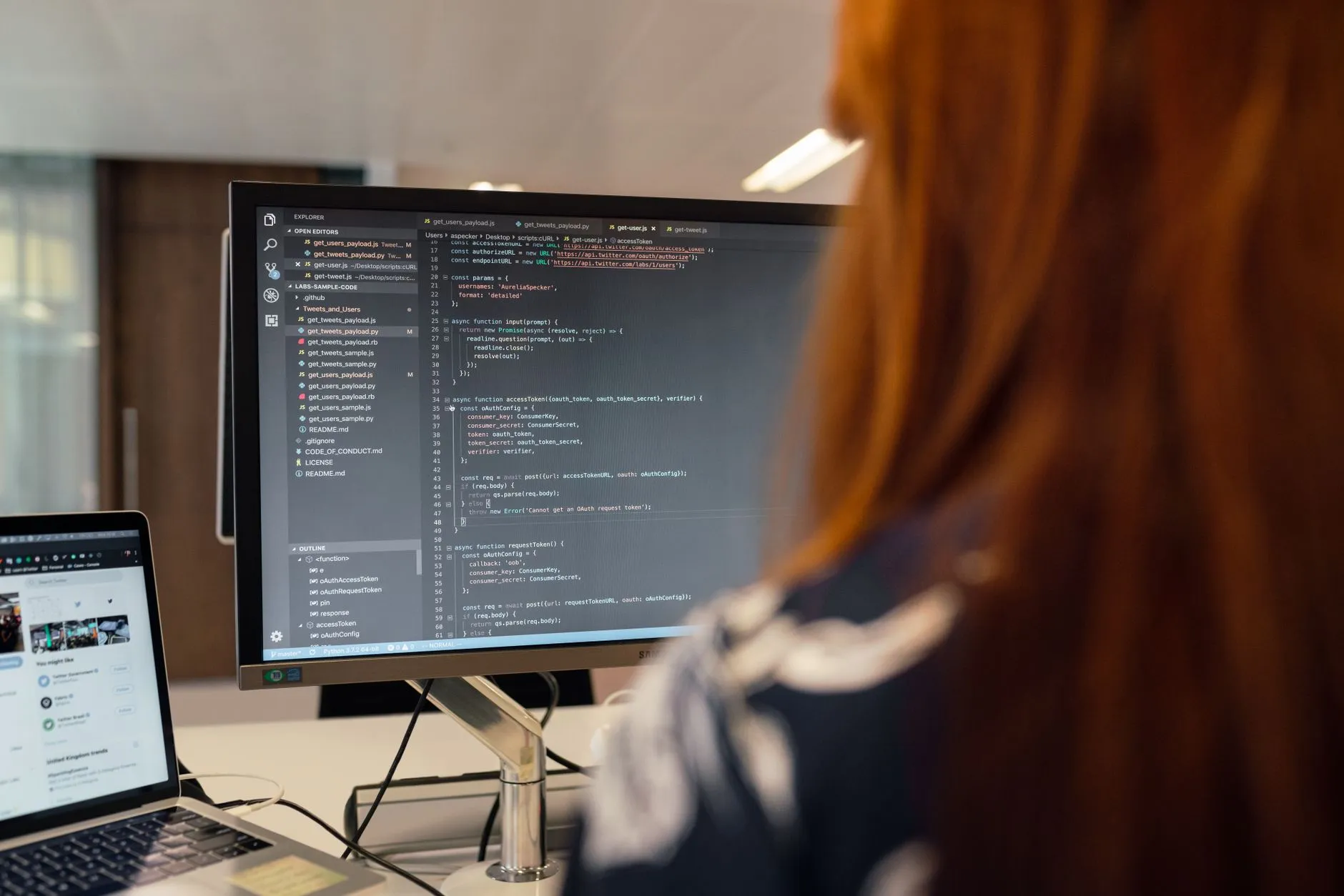 Was kostet Softwareentwicklung? Preise, Stundensätze und Beispiele 2026